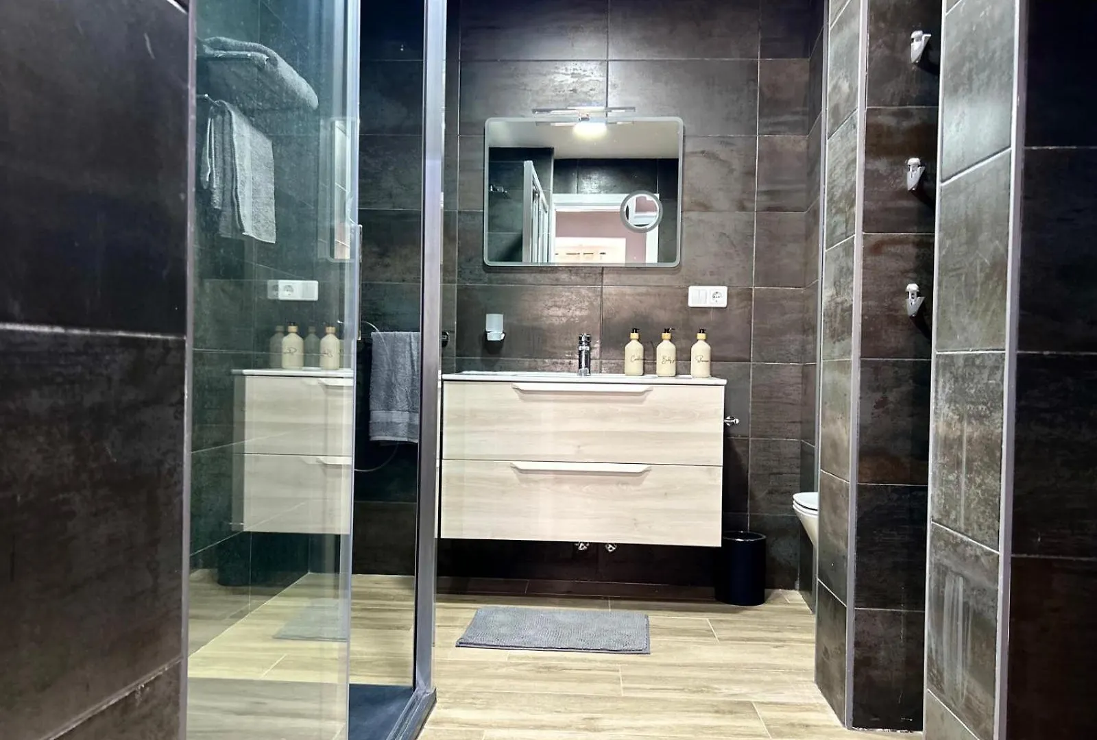 Apartamento Moderno Y Amplio Con Vistas A La Bahia Algeciras España