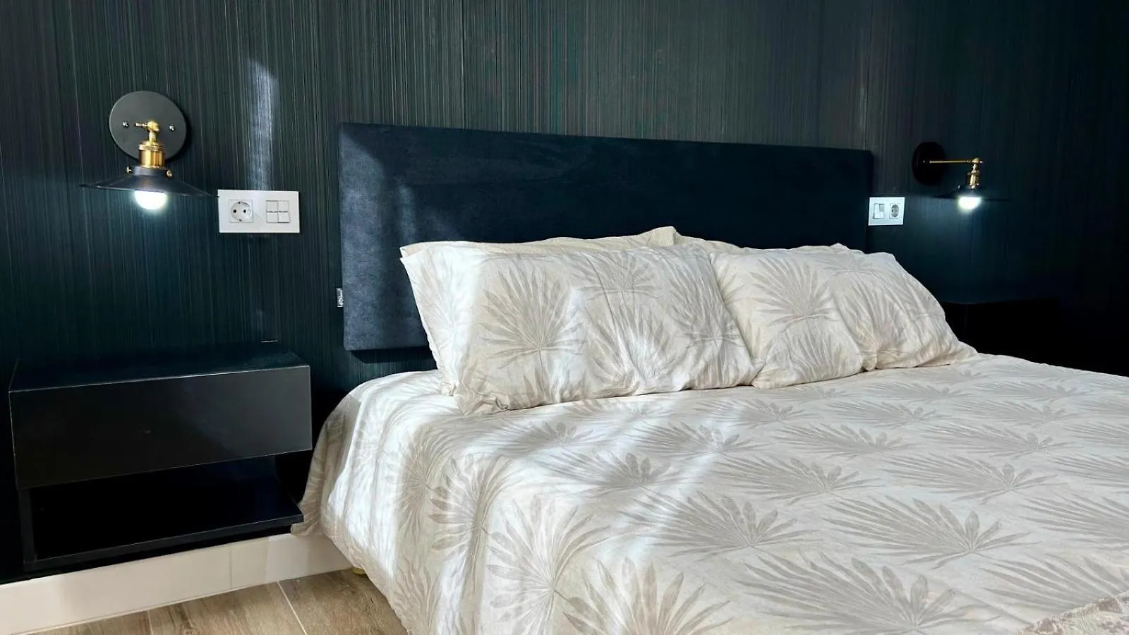 Apartamento Moderno Y Amplio Con Vistas A La Bahia Algeciras España