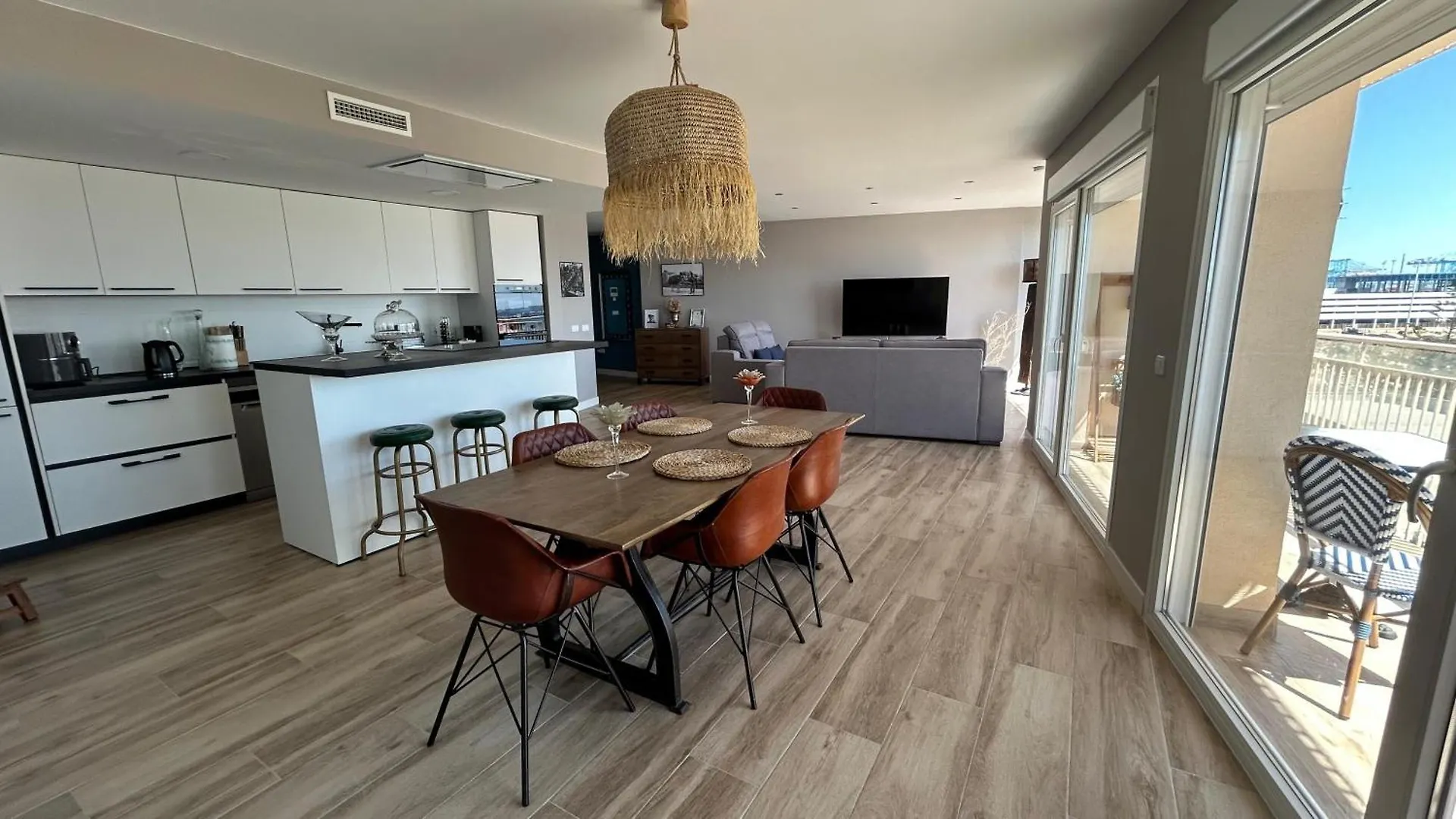 Apartamento Moderno Y Amplio Con Vistas A La Bahia Algeciras España